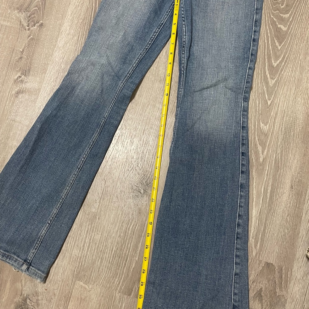 Sale! Idyllwind Blue Flare Women's Jeans - Picture 10 of 11